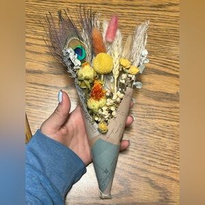 Dried Mini Flower Bouquet